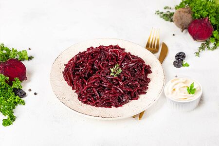 Салат Свекольный с черносливом