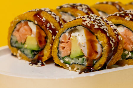 Темпура без риса с лососем и креветкой