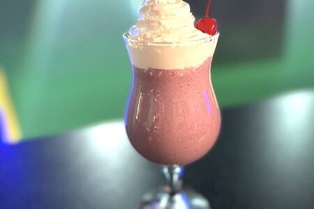 Молочный коктейль Ежевика-смородина