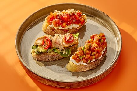 Ассорти брускетт