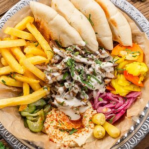 Шварма на тарелке