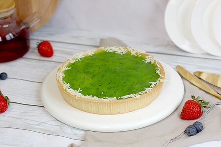 Чизкейк с киви и крыжовником