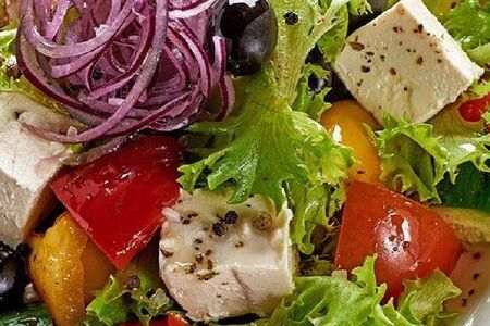 Салат греческий