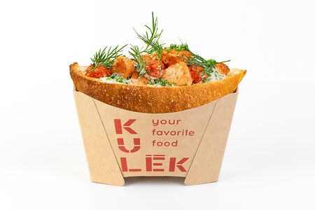 Морская форель, песто из вяленых томатов и соус берблан