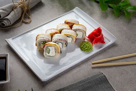 Роллы Канада