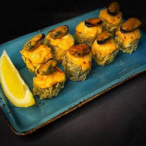 Маки жарено-запеченные с мидиями