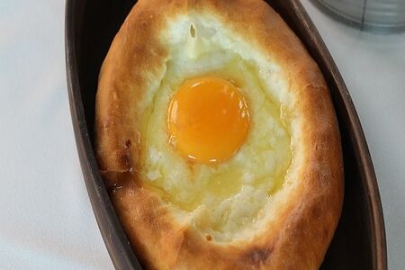 Хачапури по-аджарски