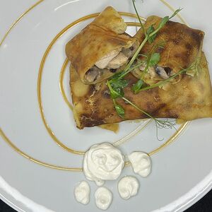 Блинчики с курицей и грибами