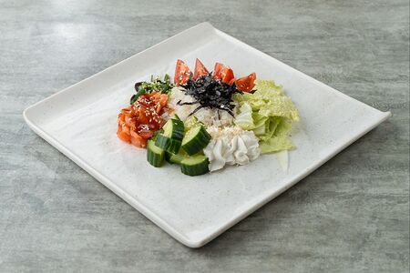 Поке с лососем