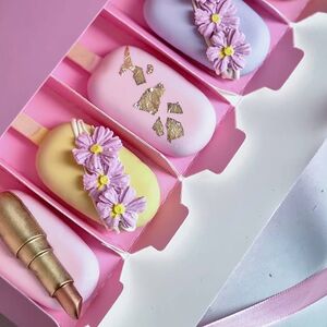 Набор пирожных Эскимо трюфельные с женской символикой