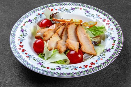 Цезарь с курицей