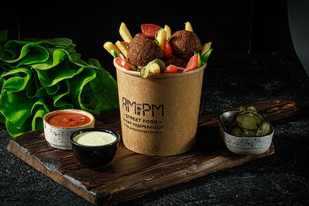 Шейк с фалафелем