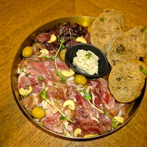 Мясное антипасти