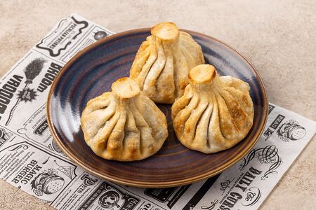 Жареные хинкали со свининой и говядиной