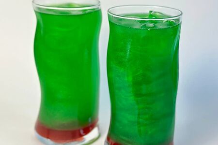 Лимонад Малина-эстрагон