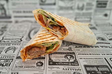 Шаурма с кебабом из говядины