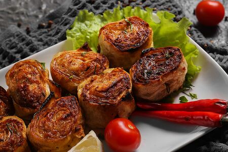 Мясные роллы с курицей 