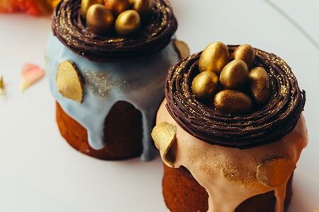 Кулич творожный с клюквой 