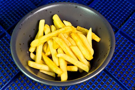 Картофель фри с соусом сладкий чили