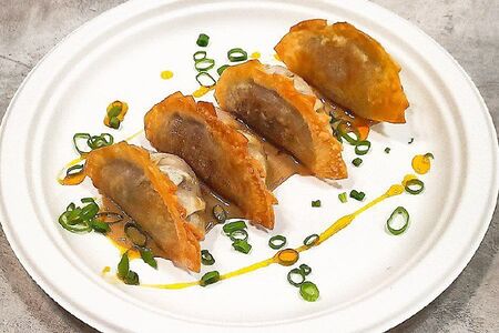 Хрустящие гёдза с говядиной 