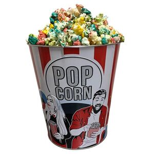 Ягодный попкорн в жестяном ведре