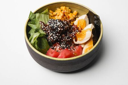 Рамен боул с рваной говядиной