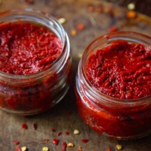 Аджика острая