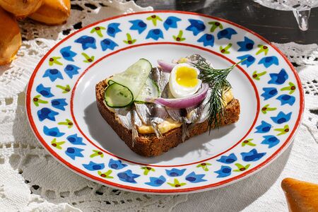 Бутерброд с балтийской килькой