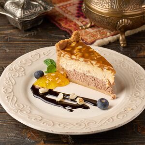 Чизкейк Сникерс