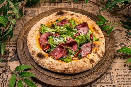 С ростбифом и вялеными томатами		