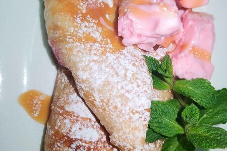 Штрудель вишневый