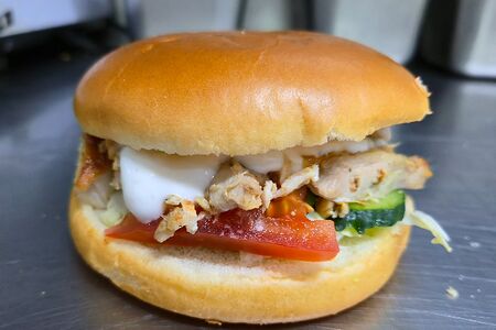 Чикен бургер