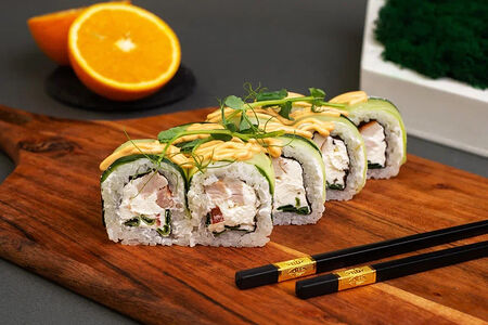 Ролл с курцей