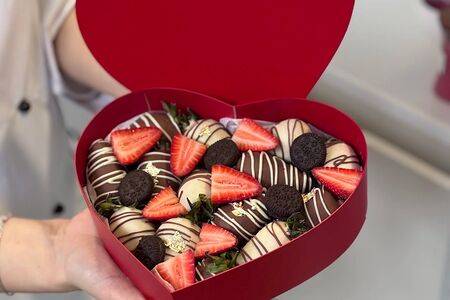 Клубника в шоколаде Сердечко Mini №2