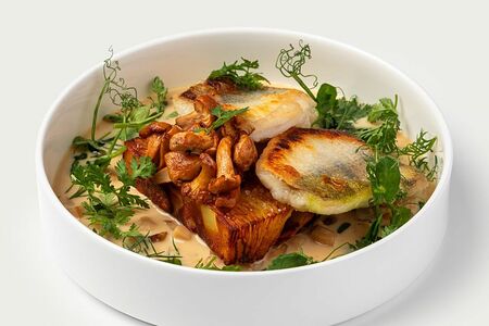 Судак с картофелем Анна и лисичками