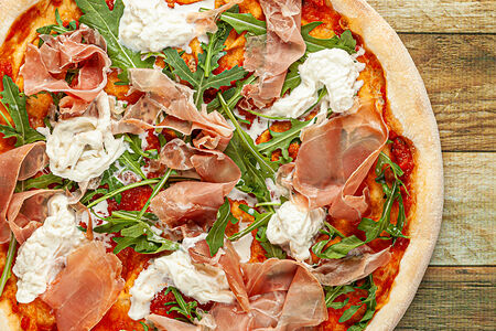 Пицца Парма и страчателла 40 см