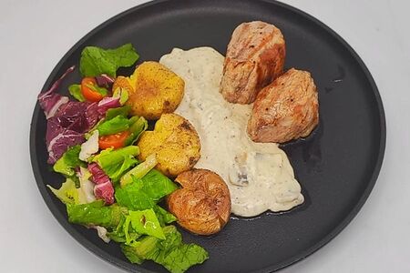 Свинина с трюфельным соусом