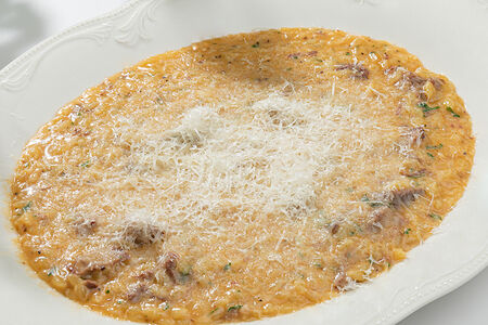 Орзо с щеками бычка и пармезаном