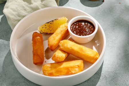 Моцарелла в хрустящей корочке