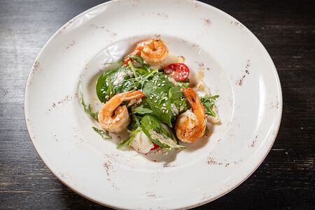 Салат с морепродуктами