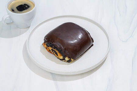 Булка Много мака