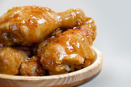 Ножки Ханни в медовом соусе