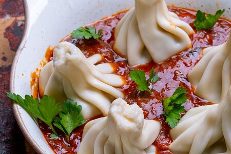 Мини-хинкали в грузинском соусе 350гр