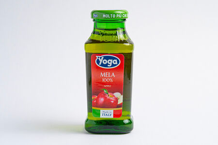 Сок Yoga красное яблоко