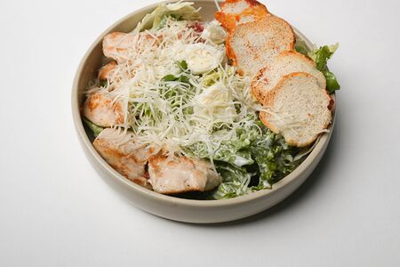 Цезарь с курицей