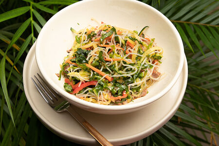 Салат с говядиной в тайском стиле