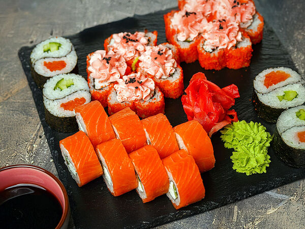 КУШАЙ СУШИ & ПИЦЦУ