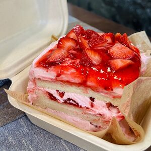 Мини-торт Клубника