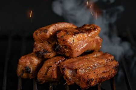 Шашлык из свиных ребрышек