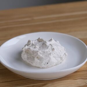 Безе с миндалем